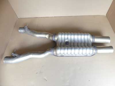 BMW Exhaust Center Pipe w/ Silencers 18307585341 13-15 F01 750i 750iX